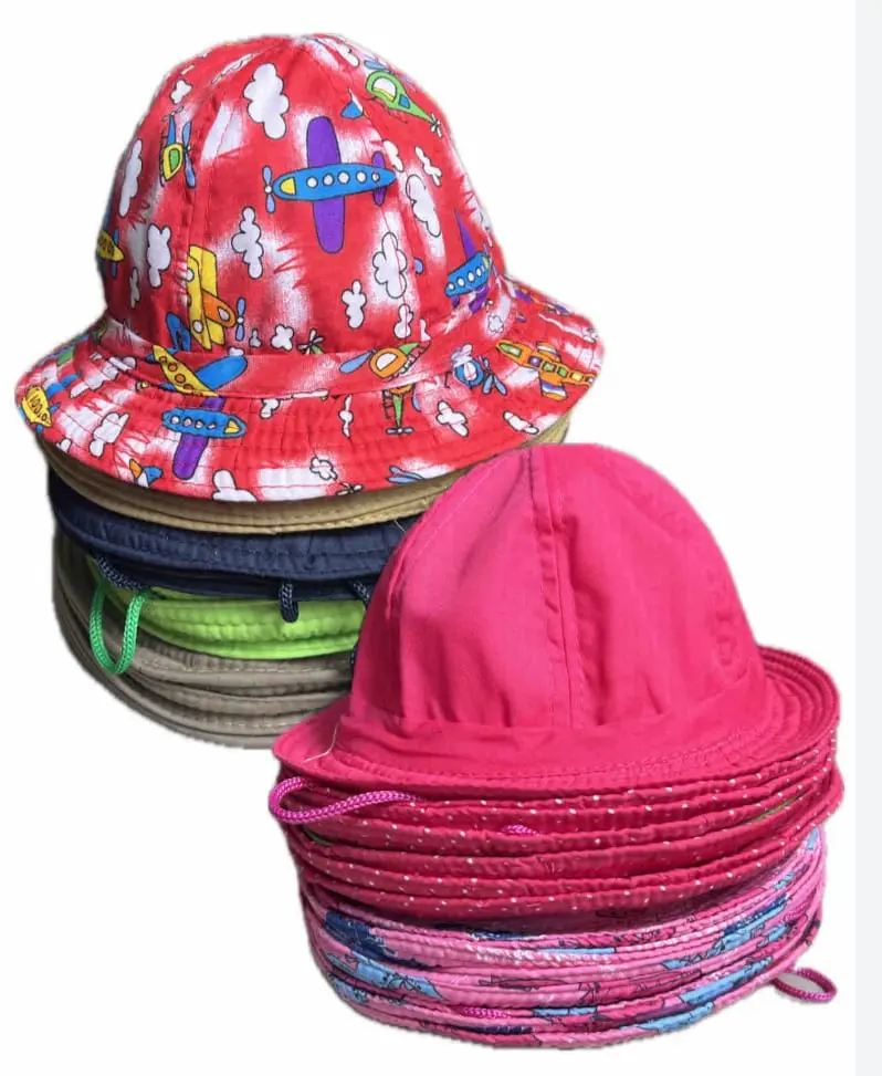 GORRO / PAVA NIÑA