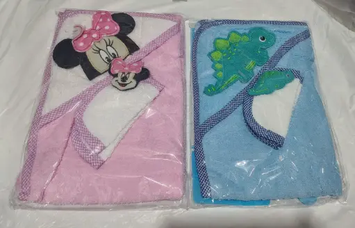 [033548] TOALLA PARA BEBE NANITOS + 2 BABITAS VICTORIA 2009